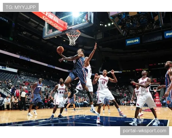 季前赛报道:山猫与风暴的比赛因场馆电力问题推迟一小时